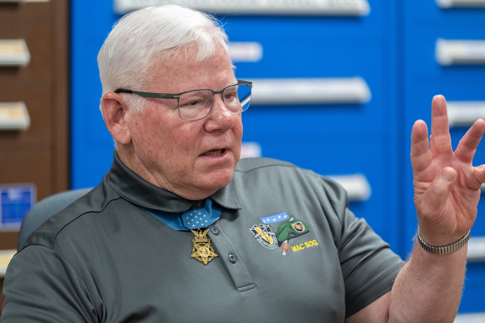 DVIDS - Images - Medal of Honor recipient shares story with, expresses ...