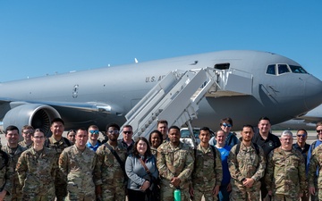 Hanscom AFB personnel learn about refueling mission