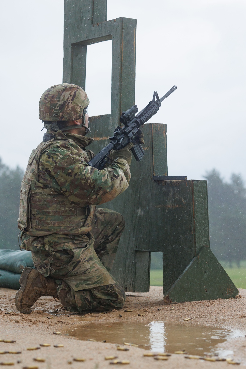 7ATC Soldiers Conduct M4A1 Qualifications