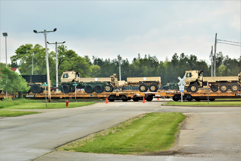 Fort McCoy’s first rail movement of 2024 is largest Wisconsin National Guard rail op in decades