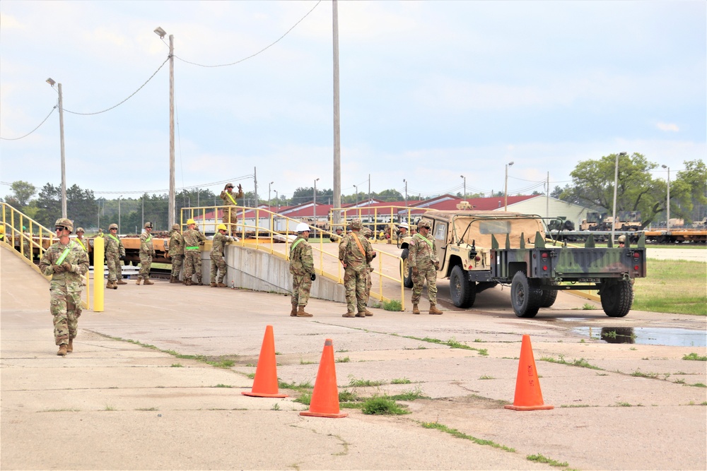 Fort McCoy’s first rail movement of 2024 is largest Wisconsin National Guard rail op in decades