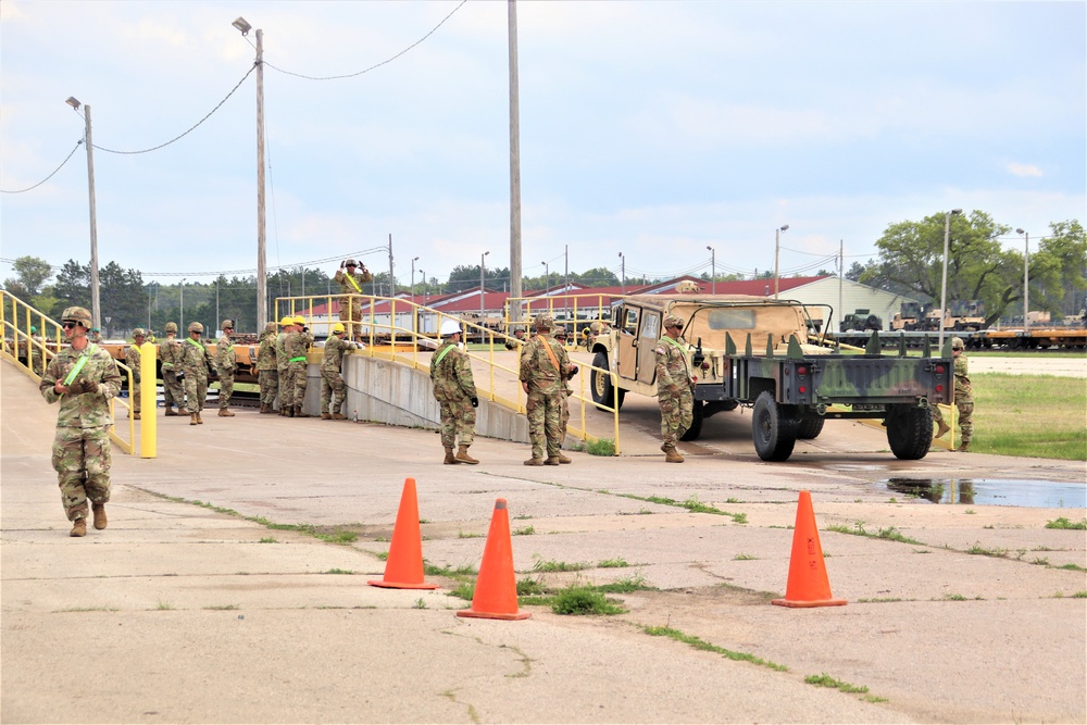 Fort McCoy’s first rail movement of 2024 is largest Wisconsin National Guard rail op in decades