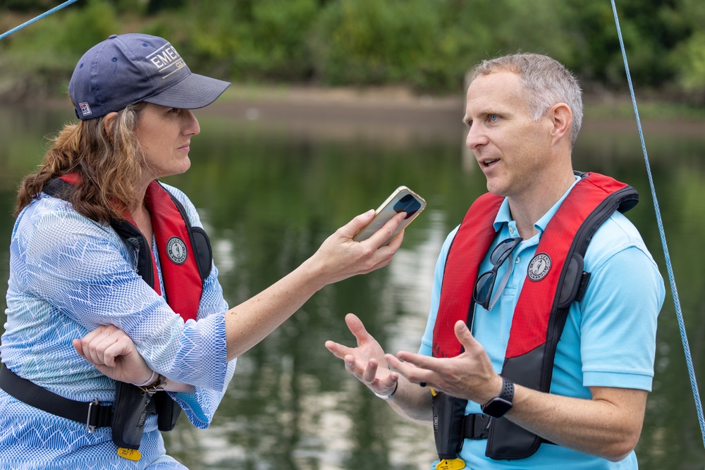 U.S. Army Corps of Engineers partner with Portland Fire &amp; Rescue, local news media to promote water safety on August 18, 2022.