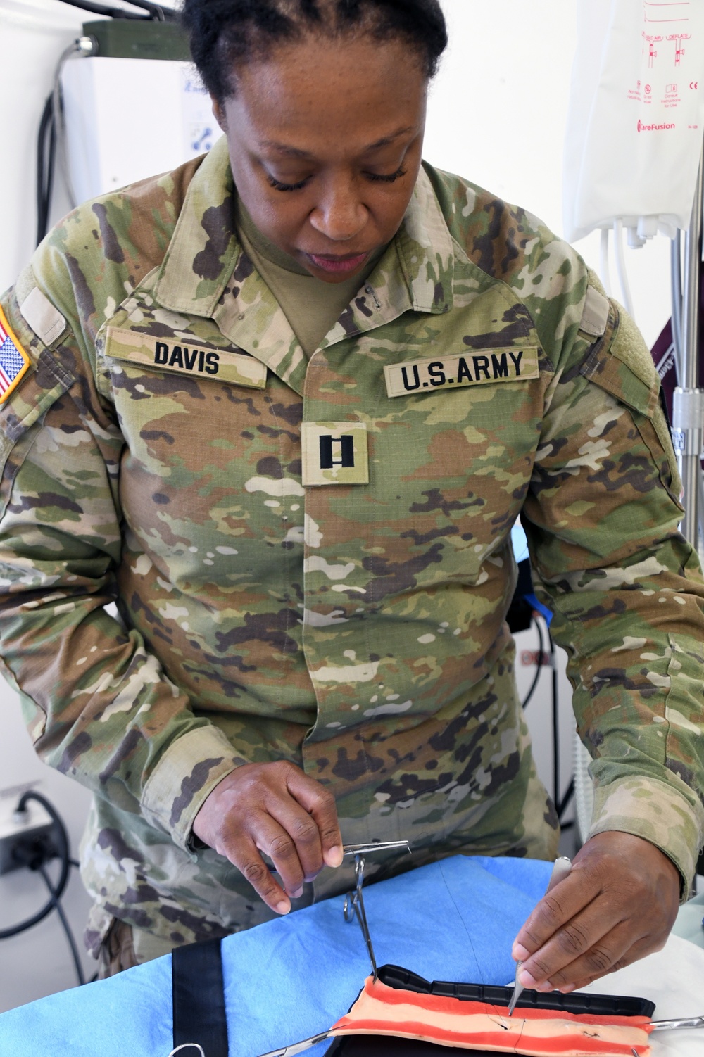 75th Field Hospital Suture Training 2