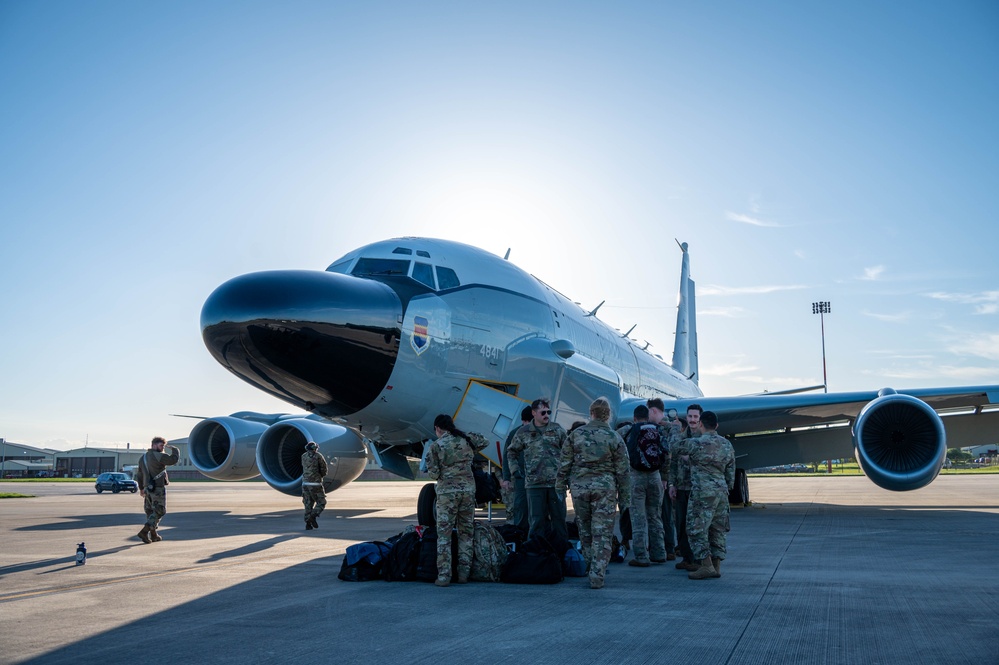 95th Reconnaissance Squadron visits RAF Fairford