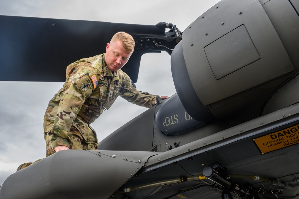 New Jersey Army National Guard aerial gunnery training