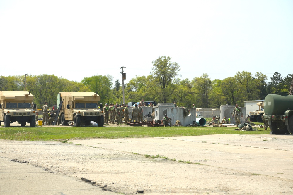 32nd Infantry Brigade Combat Team Soldiers complete ‘largest rail movement with civilian linehaul Wisconsin National Guard has ever done’