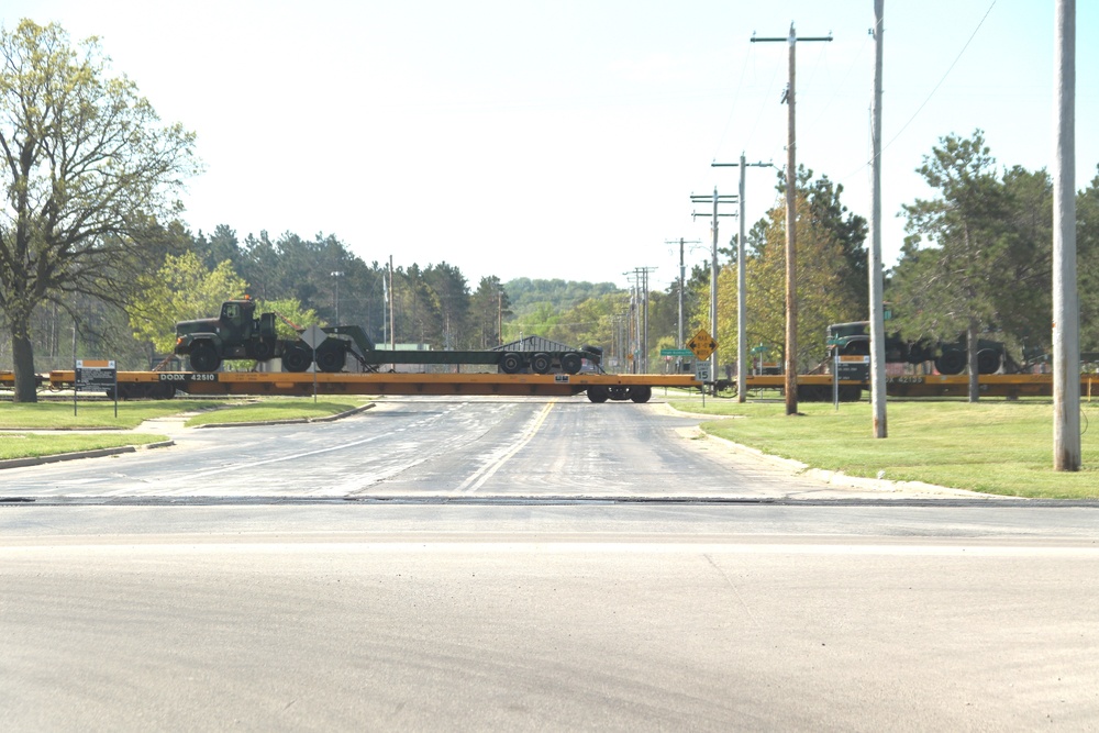 32nd Infantry Brigade Combat Team Soldiers complete ‘largest rail movement with civilian linehaul Wisconsin National Guard has ever done’