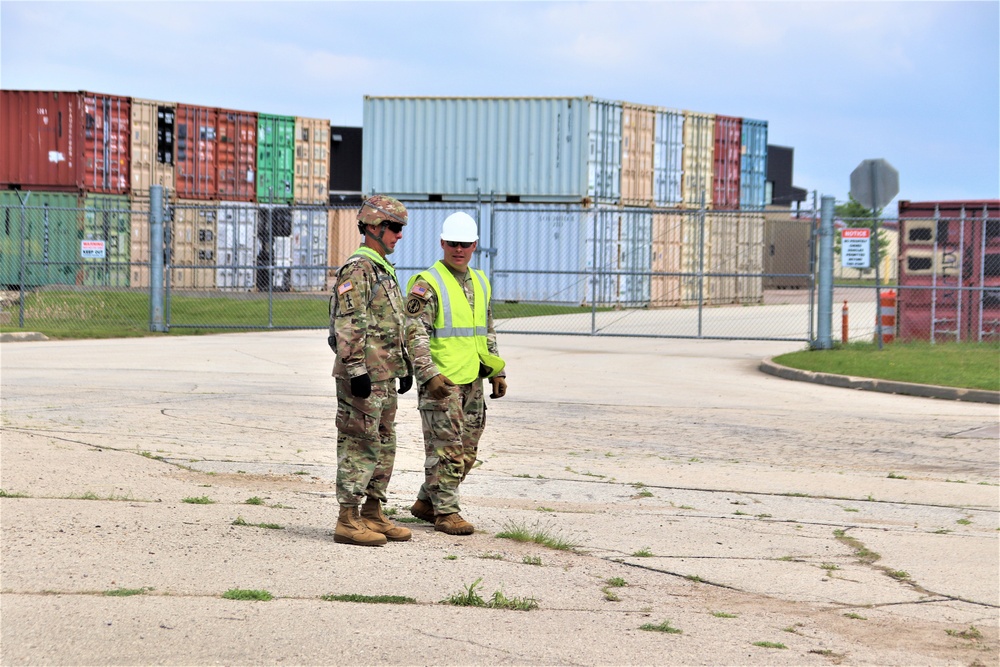 32nd Infantry Brigade Combat Team Soldiers complete ‘largest rail movement with civilian linehaul Wisconsin National Guard has ever done’