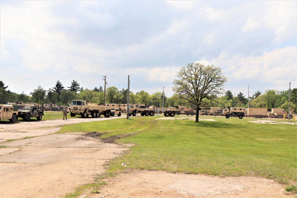 32nd Infantry Brigade Combat Team Soldiers complete ‘largest rail movement with civilian linehaul Wisconsin National Guard has ever done’