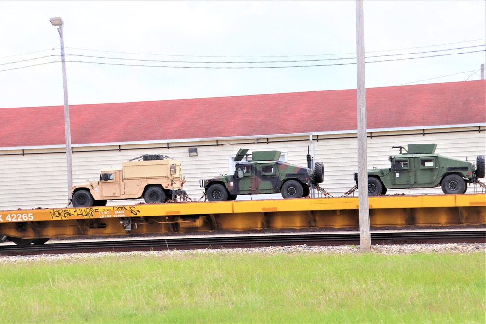 32nd Infantry Brigade Combat Team Soldiers complete ‘largest rail movement with civilian linehaul Wisconsin National Guard has ever done’