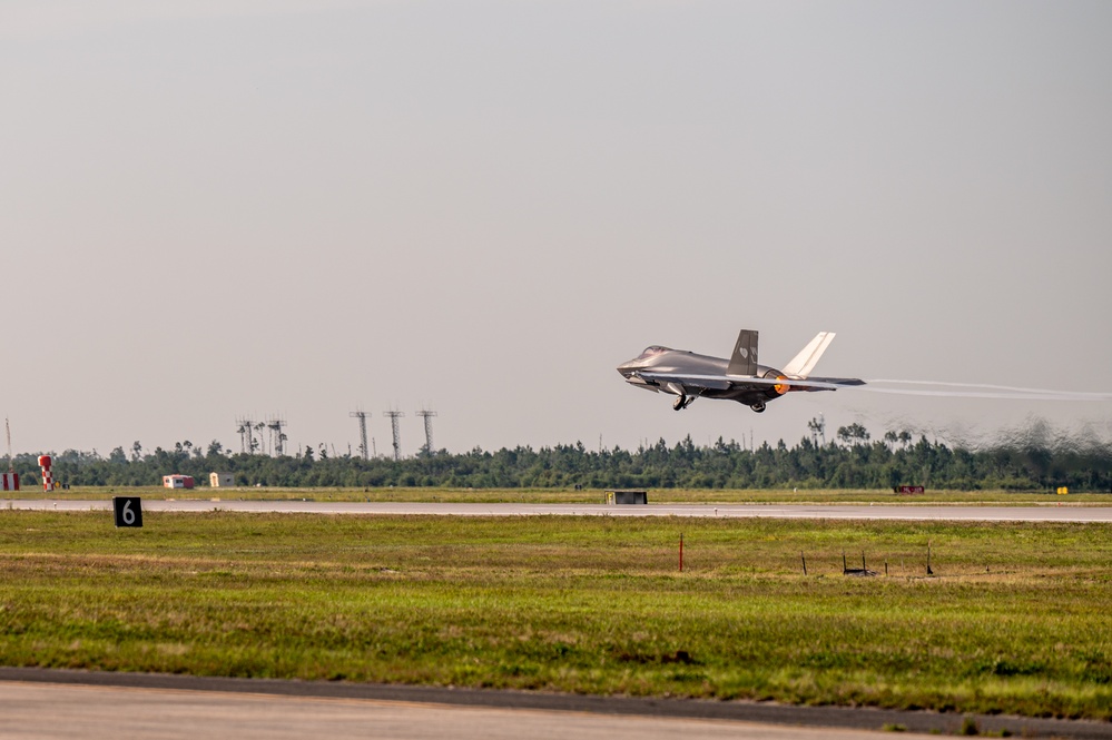 VMFA-311 demonstrates joint operations in CKF 24-2