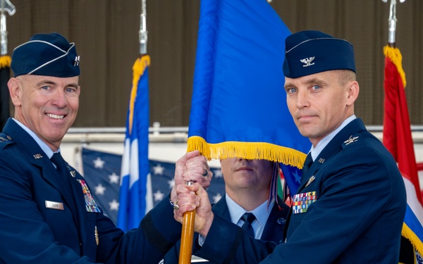 Sheppard AFB: 80th FTW Change of Command