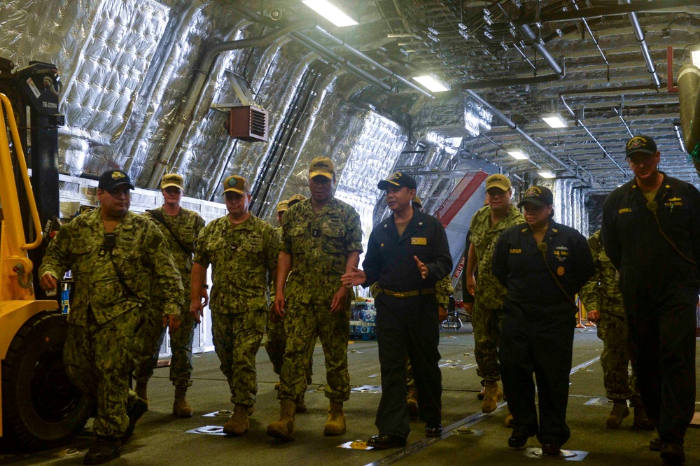 USS Kansas City (LCS 22) Hosts Commander, Naval Supply Systems Command