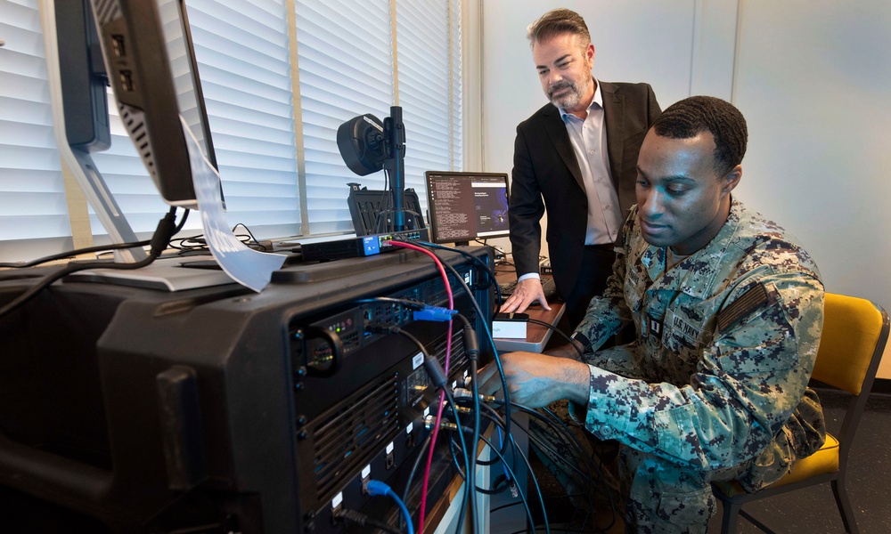 DVIDS – News – Naval Postgraduate School and Qualcomm Support Student Ideas and Wireless Innovation