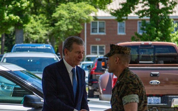Governor Cooper visits MCB Camp Lejeune to highlight Military Appreciation Month in North Carolina