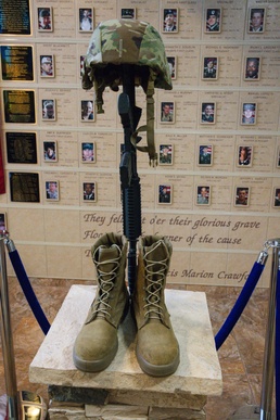 NETCOM hosts ceremony to honor fallen signal Soldiers, civilians