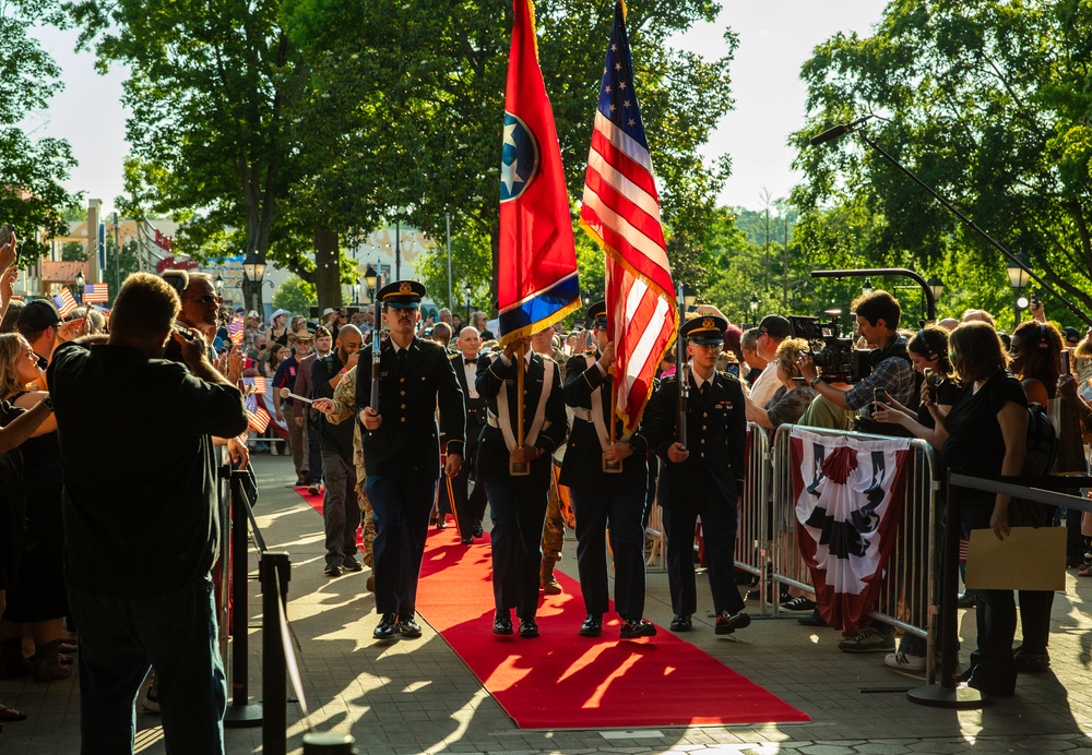 Grand Ole Opry Salutes the Troops