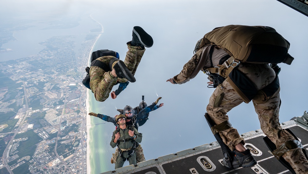 Gulf Coast Salute Air Show 2024