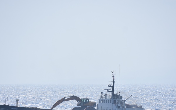 Coast Guard Cutter Resolute assists vessel adrift north of Haiti