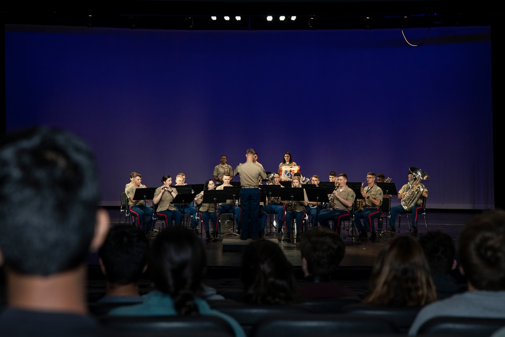 1st Marine Division Band Performs at Mira Costa HS