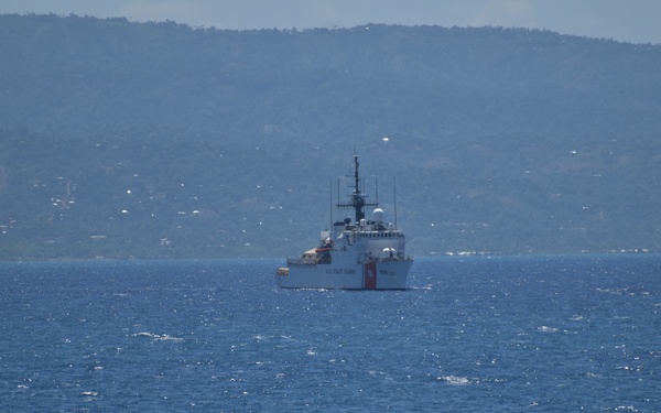 Coast Guard Cutter Resolute meets with Coast Guard Cutter Seneca