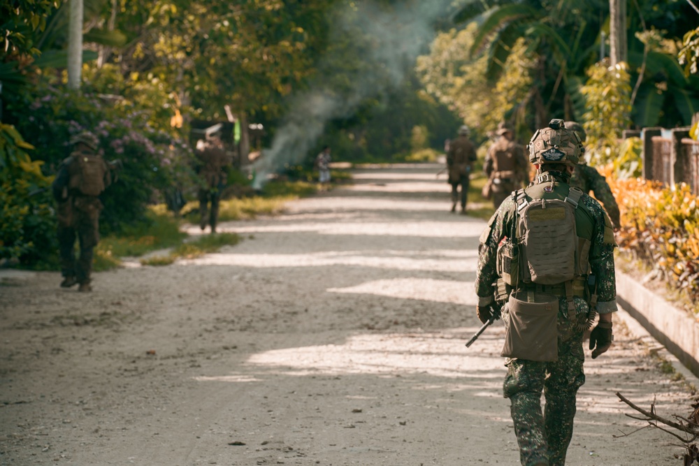 ACDC: US Marines, Philippine Marines Conduct Combined Reconnaissance Patrol