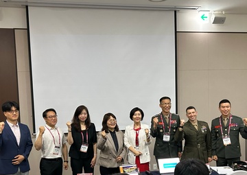 US Marines and ROK Marine Corps Collaborate on AI at Science and Technology Day