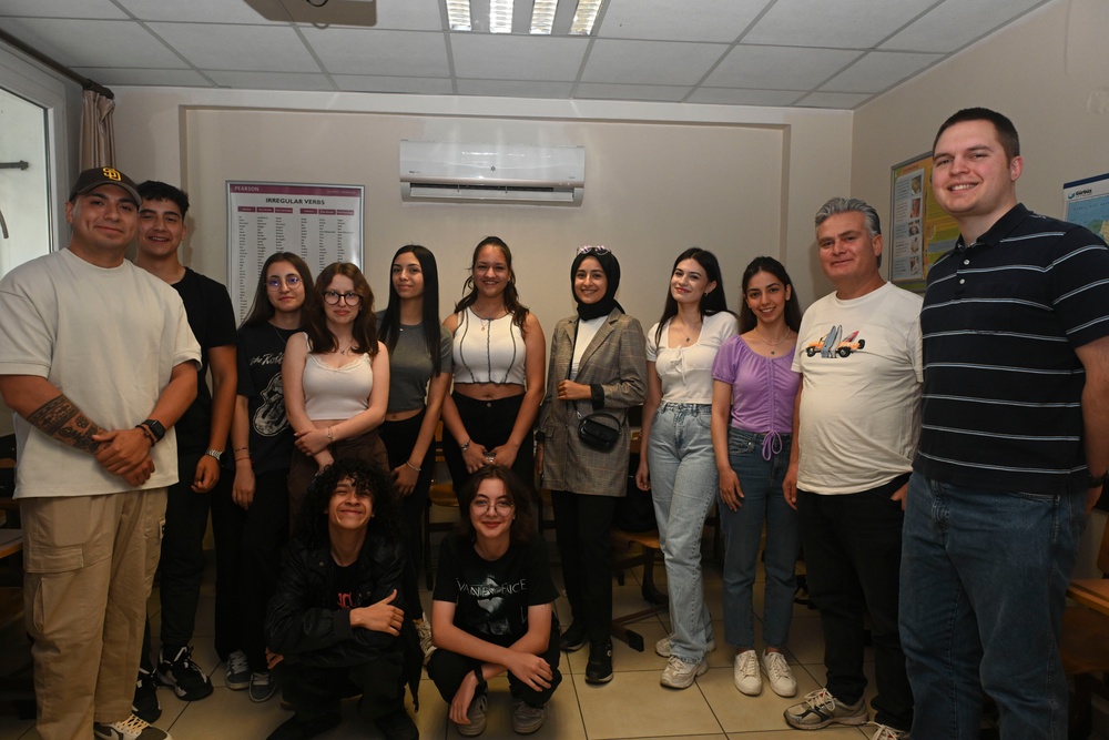 Incirlik Airmen visit Turkish American Association