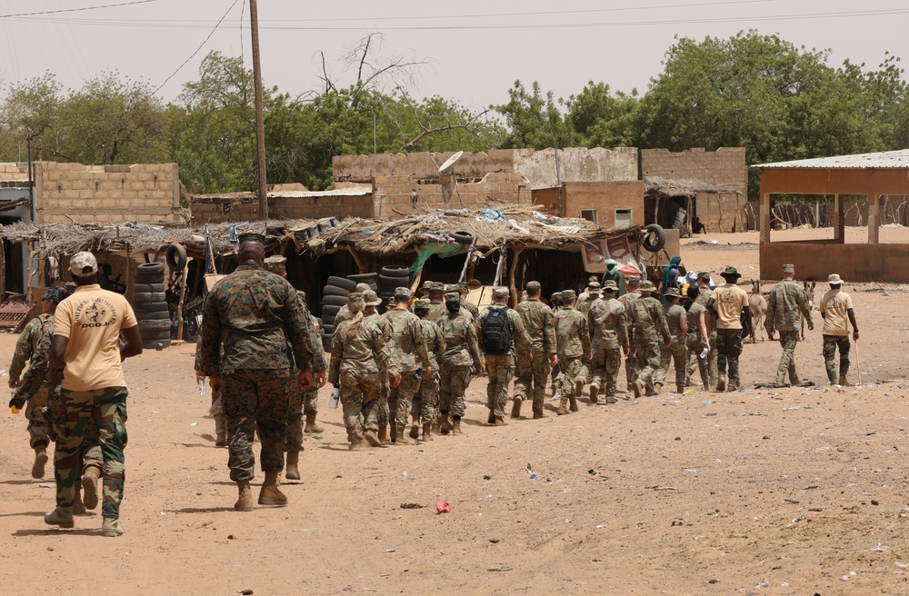 Armed Forces of Senegal host cultural tour in local village