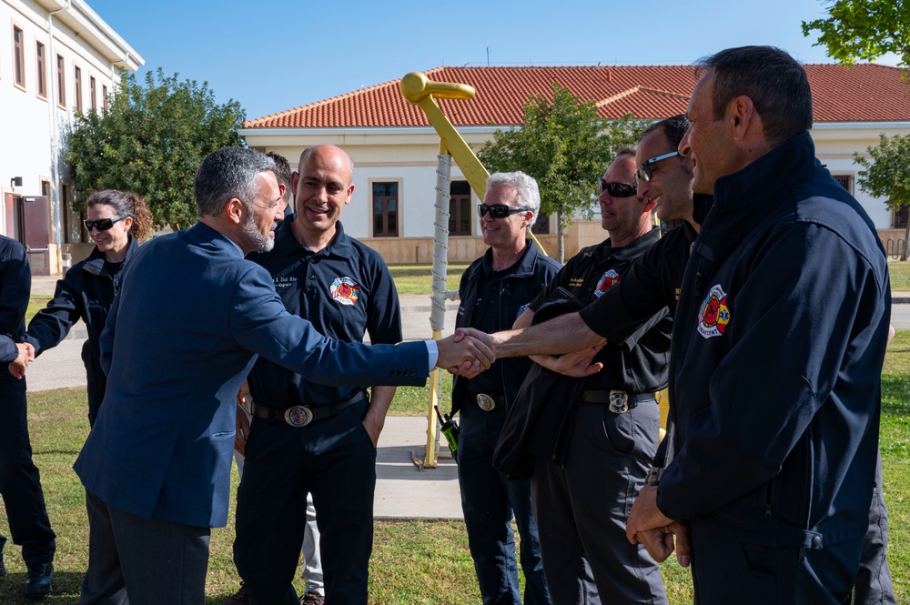 NAVSTA Rota Gifts Firetruck to City of Rota