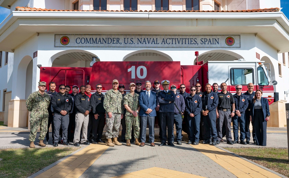 NAVSTA Rota Gifts Firetruck to City of Rota