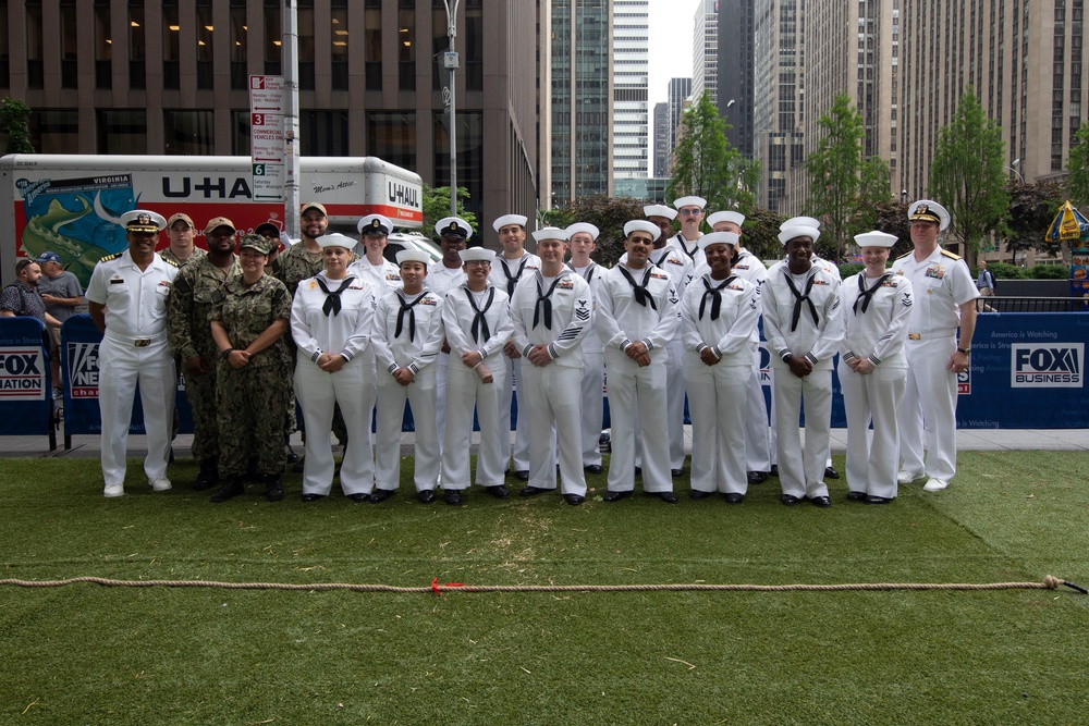 Sailors and Marines Participate in Tug of War Competition