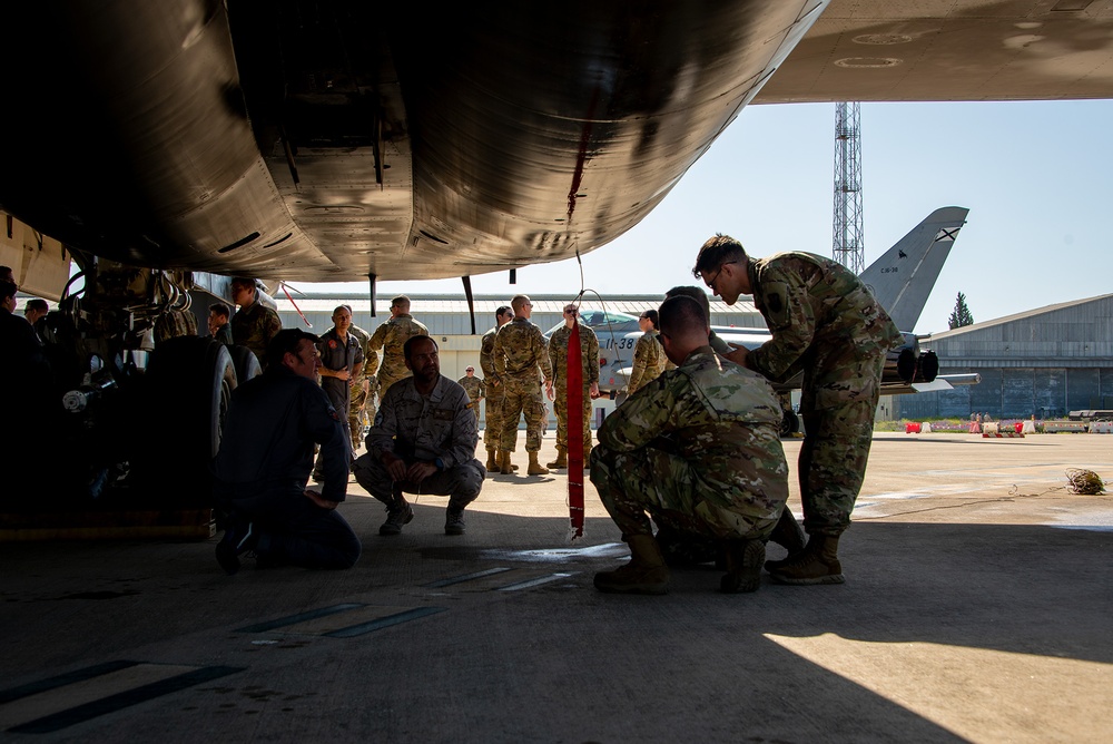 Morón Air Base B1 Tours