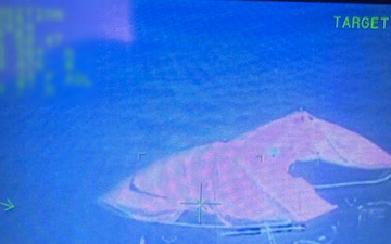 Coast Guard rescues 6, searches for 2 after vessel sinks near Bahamas