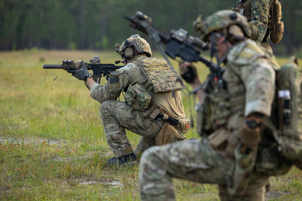 Marine Raiders conduct Combined-Arms Live-Fire Maneuver Range