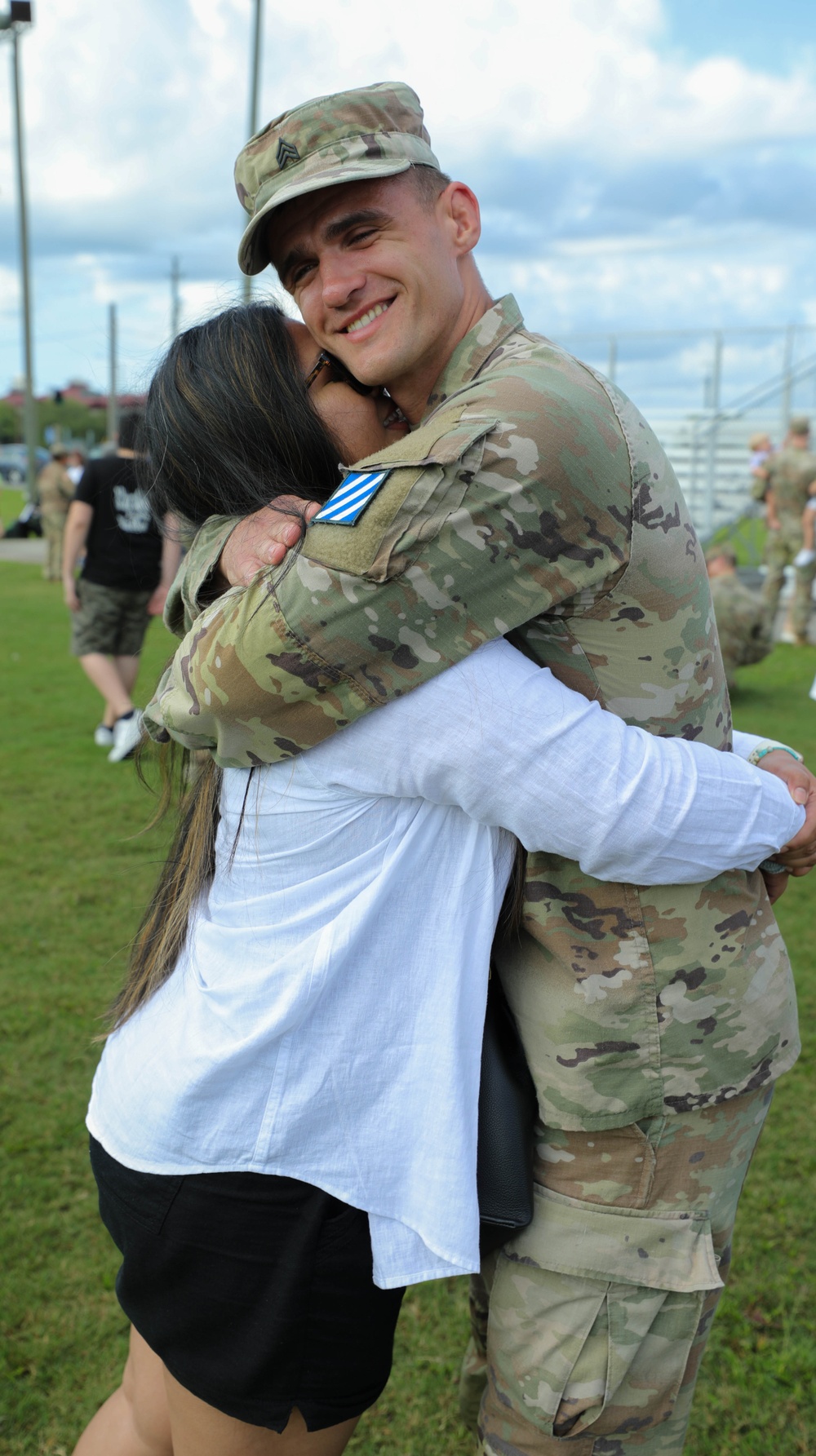 Fort Stewart 2nd Brigade Soldiers reunite with Families