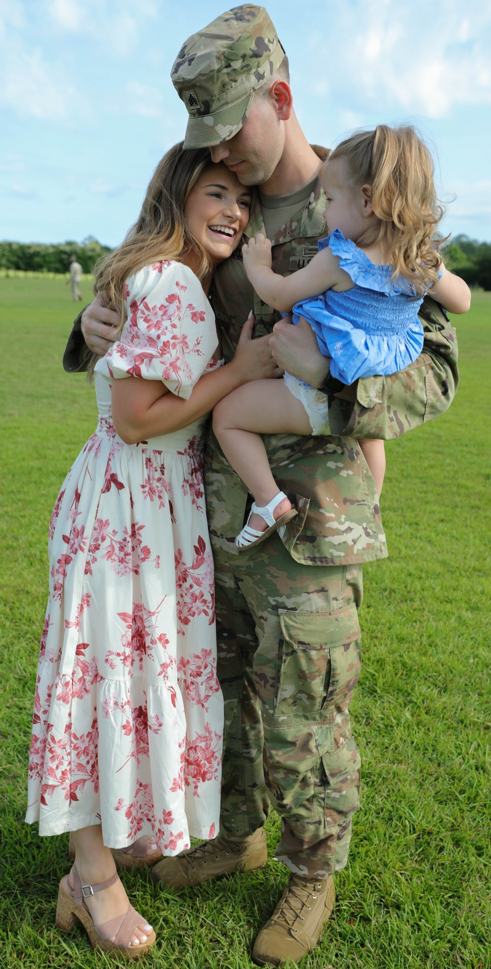 Fort Stewart 2nd Brigade Soldiers reunite with Families