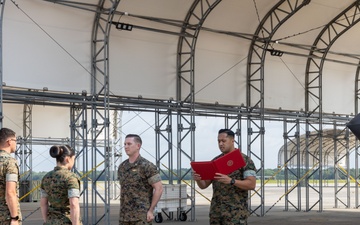 Marines reenlist at VMFAT-501
