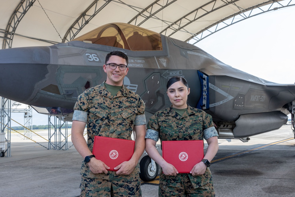 Marines reenlist at VMFAT-501