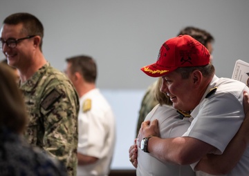 USS Kearsarge Holds Change of Command Ceremony
