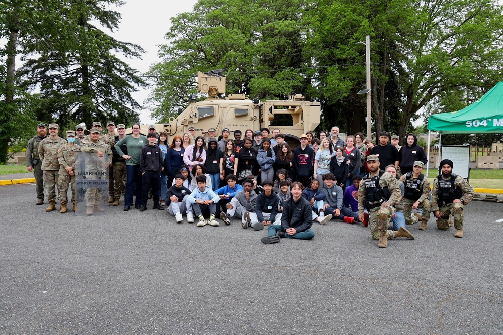STEAM Students Visit JBLM