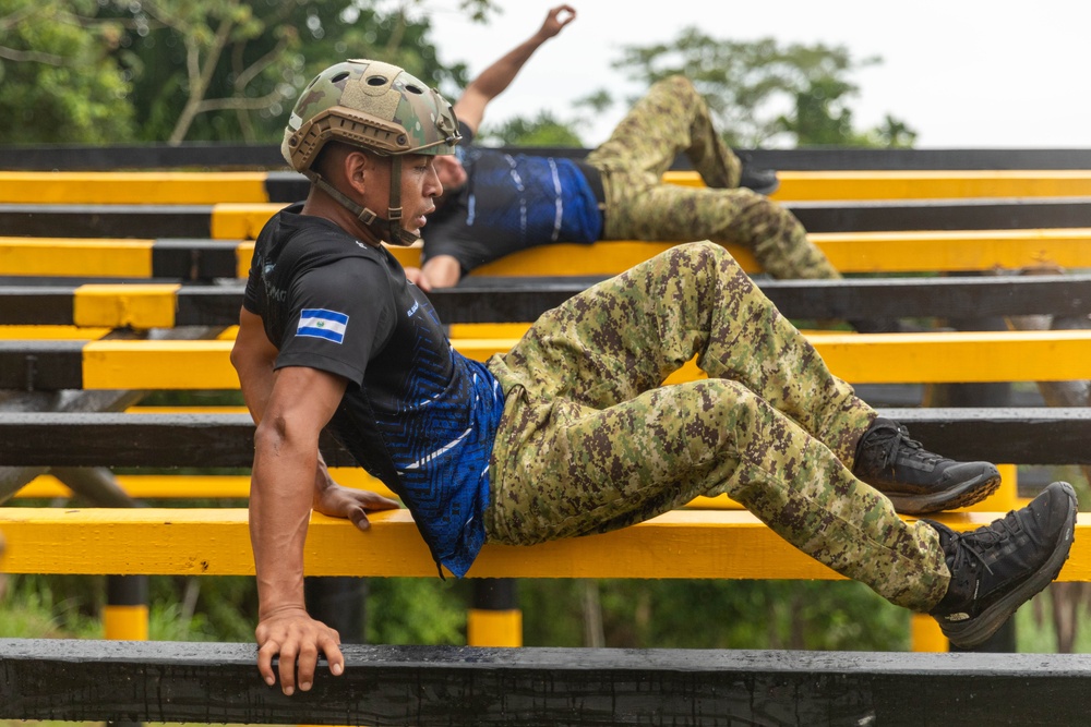 Competitors conduct Fuerzas Comando 2024 Obstacle Course