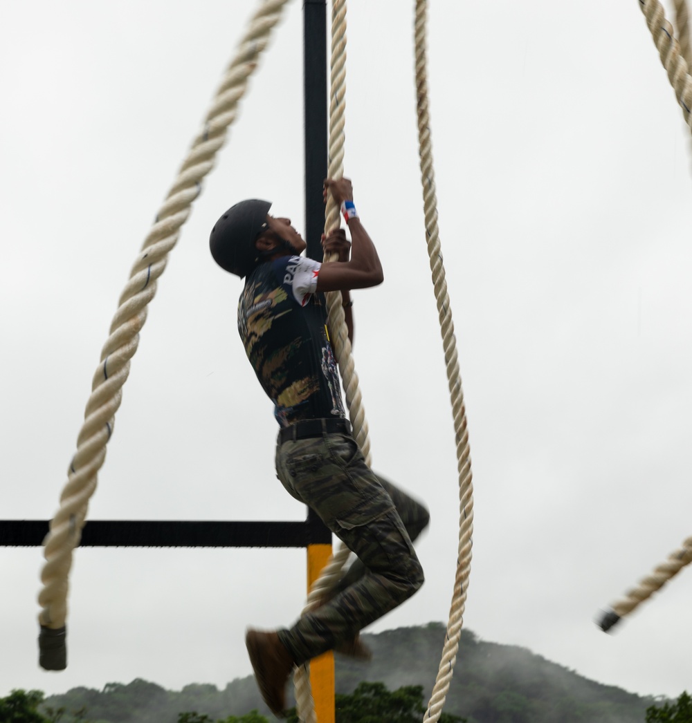 Competitors compete in Fuerzas Comando 2024 Obstacle Course