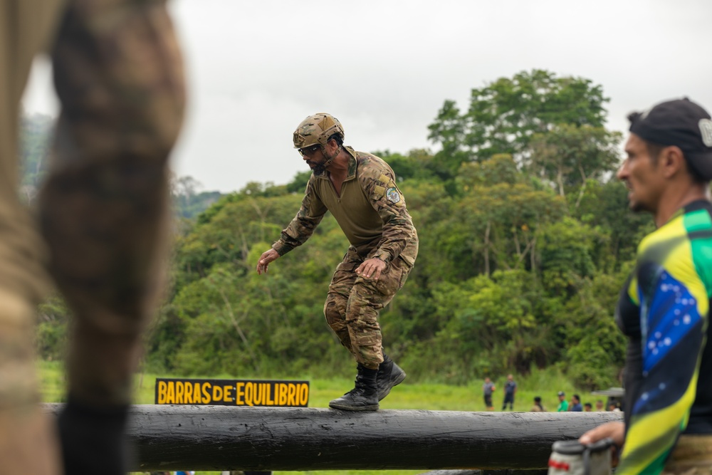 Competitors compete in Fuerzas Comando 2024 Obstacle Course