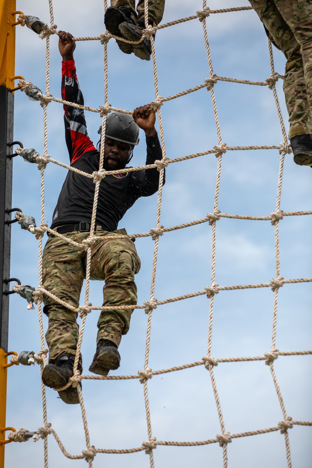 Competitors compete in Fuerzas Comando 2024 Obstacle Course