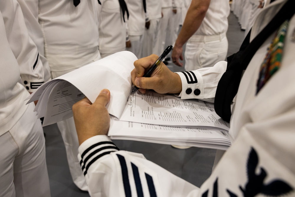 Dress Whites Done Right!: 3d Medical Battalion conducts quarterly dress whites inspection