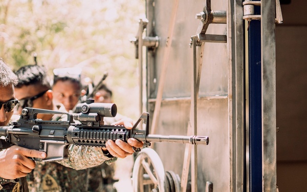 ACDC: US, Philippine Marines Conduct Urban Operations Training