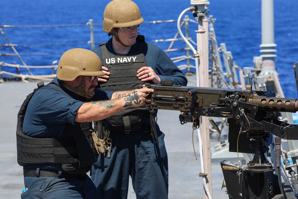 USS Roosevelt (DDG 80) Weapons Familiarization Shoot