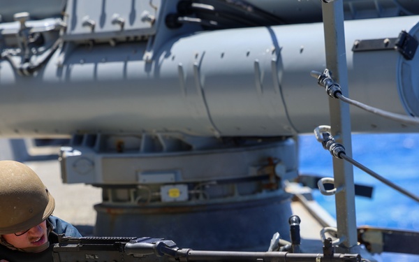 USS Roosevelt (DDG 80) Weapons Familiarization Shoot